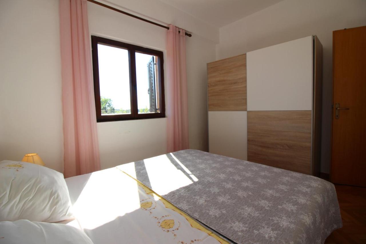 Apartment Liliana Near Beach Пореч Экстерьер фото