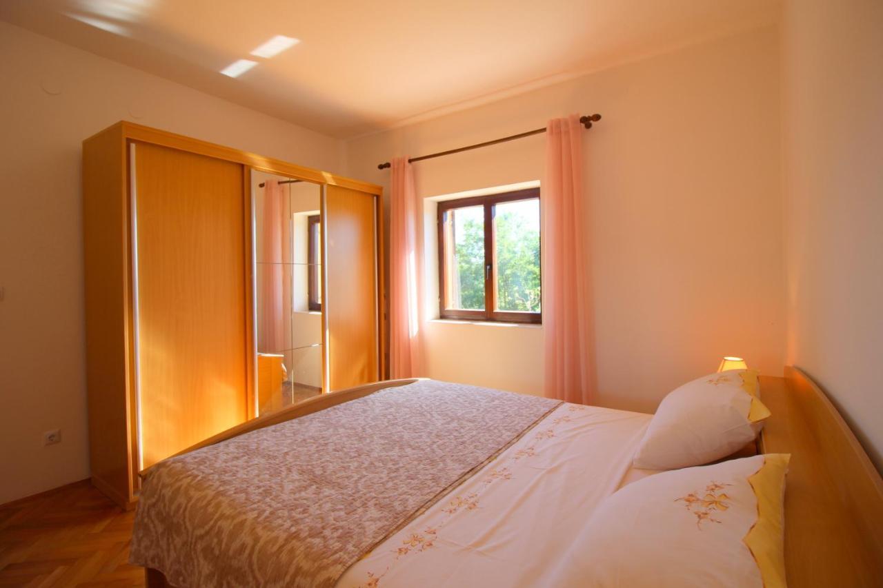 Apartment Liliana Near Beach Пореч Экстерьер фото
